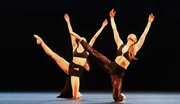 Dança e Alimentação: A Arte da Flexibilidade